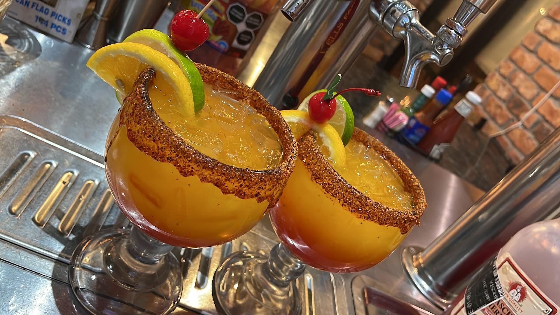 Taco Giro Restaurant Mexican & Seafood